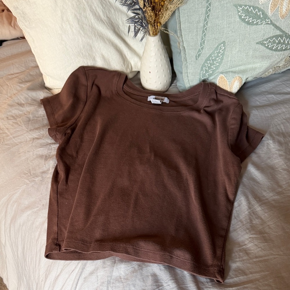 Basic Brown Short Sleeve Tee